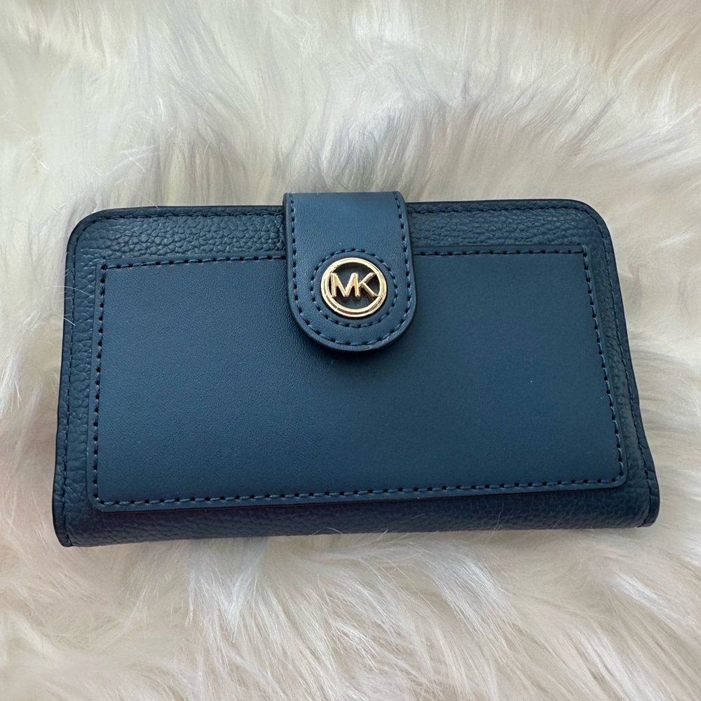 MK Sonny Bag/Wallet - Picture 8 of 14